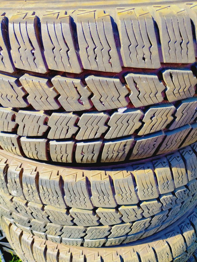 Celoročné pneumatiky 205/65R15C