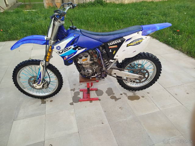 Yamaha YZF 250 Rok výroby 2003