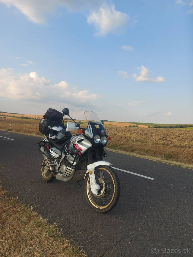 Honda Africa Twin 750