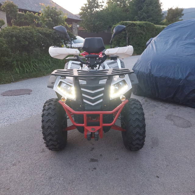 Stvorkolka Commander 200