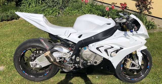BMW S1000RR - okruhovka