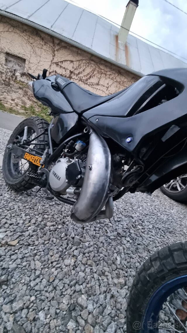 Yamaha dt 125 Gienelli koleno výfuku