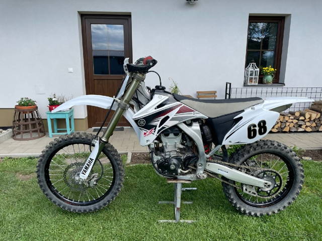 YAMAHA YZ450F