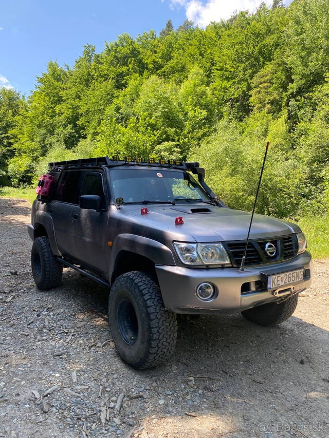 Nissan patrol y61