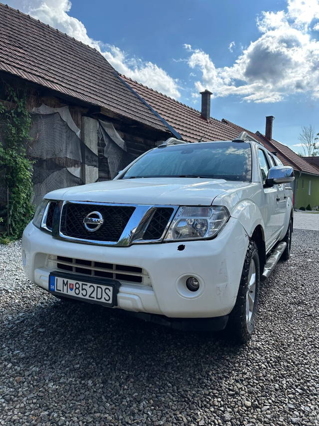 Navara d40