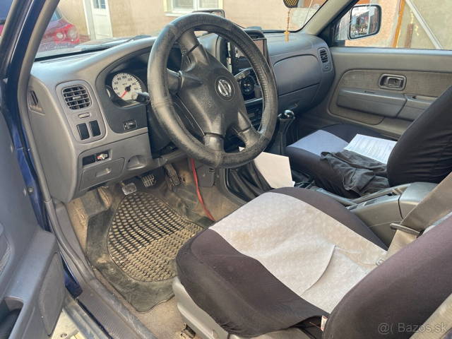 Nissan Navara d22