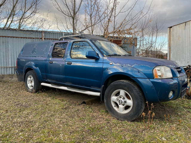 Predám alebo vyemením Nissan Frontier 3,3 Frontier CREW CAB