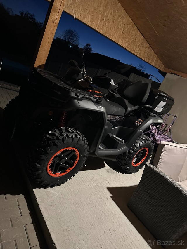 Cf moto gladiator 1000