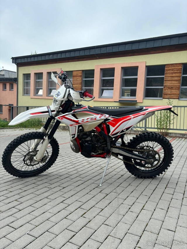 Beta RR 300
