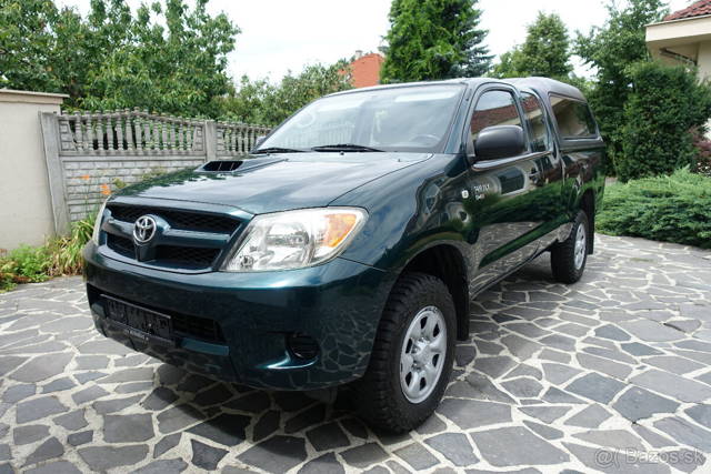 Toyota Hilux XC 2.5 D-4D Sol 4x4, 88kW, M5, 2d.