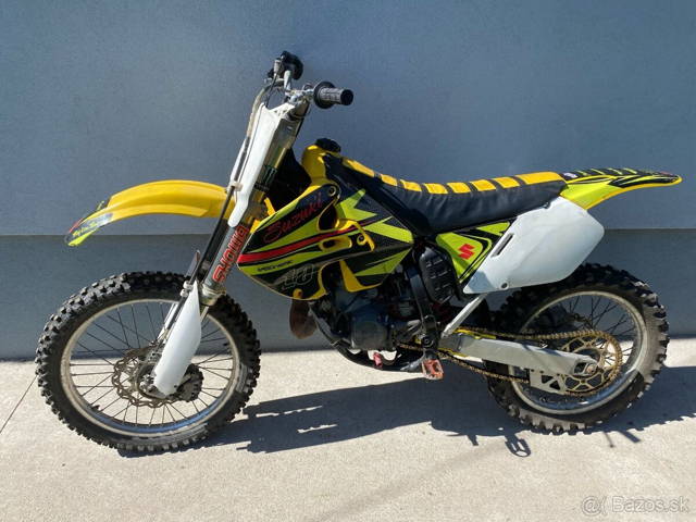 Suzuki RM 125