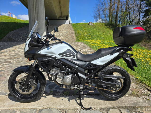 Suzuki DL 650 V strom 2015 ABS  TOP stav  gar.km
