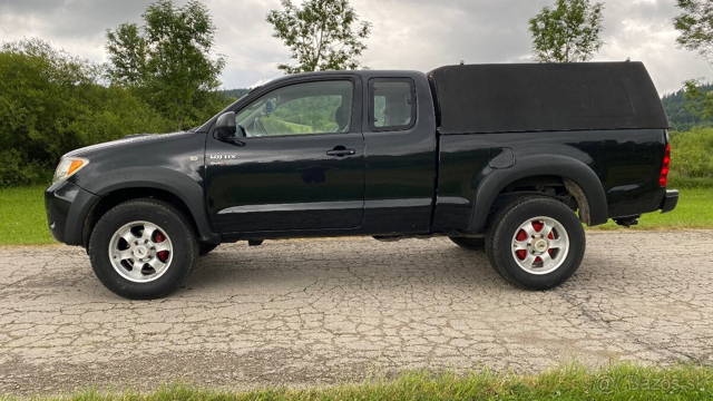 Toyota Hilux 2.5 I D-4D 88kw