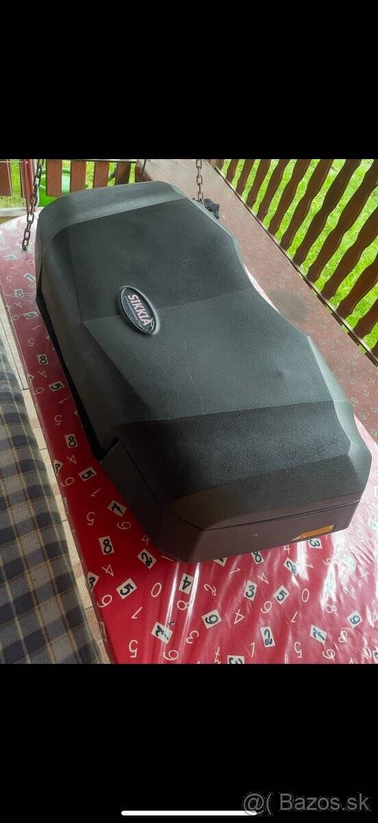 Predný box