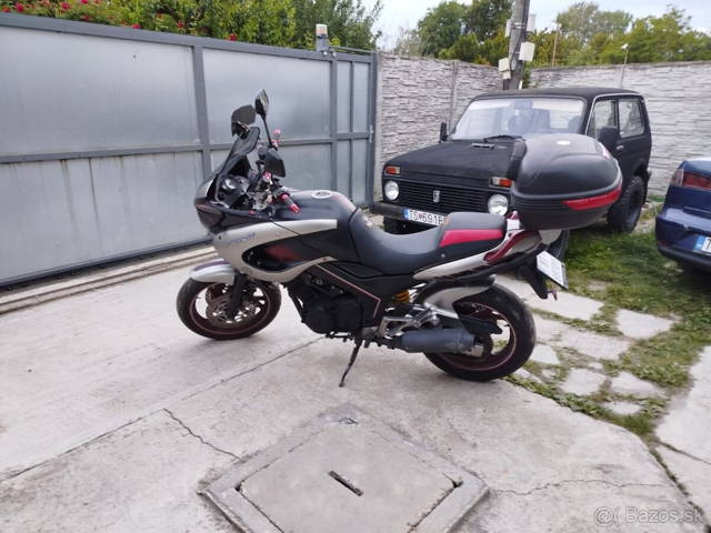 Motorka YAMAHA TDM 850